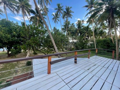 Go Native Fiji Beach House in Savusavu Go Native Fiji Beach House in Savusavu