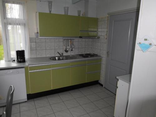 Kitchen, Kustverhuur, Polderwoning het Hoefje in Waterlandkerkje Kitchen, Kustverhuur, Polderwoning het Hoefje in Waterlandkerkje