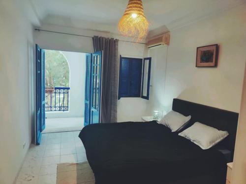Comfy appartement with two bed rooms and sea view in La Marsa Comfy appartement with two bed rooms and sea view in La Marsa