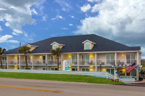 Ocean Sands Beach Boutique Inn-1 Acre Private Beach-St Augustine Historic-2 Miles-Shuttle with Downt in St. Augustine (FL) Ocean Sands Beach Boutique Inn-1 Acre Private Beach-St Augustine Historic-2 Miles-Shuttle with Downt in St. Augustine (FL)