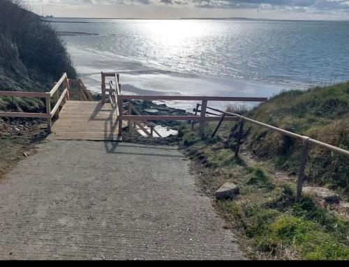 Beau - Brambles Chine, Colwell Bay - 5 star WiFi - Short walk to The Hut and beach - 1 night stays a in ไอล์ ออฟ ไวท์ Beau - Brambles Chine, Colwell Bay - 5 star WiFi - Short walk to The Hut and beach - 1 night stays a in ไอล์ ออฟ ไวท์