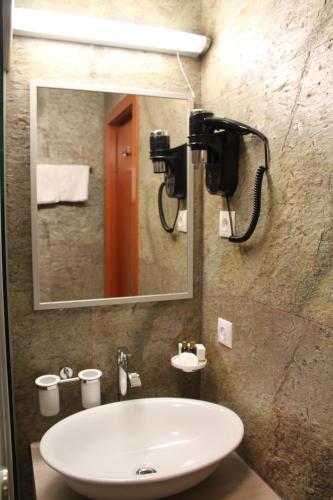 Bathroom, Best Western Silva Hotel in Sibiu Bathroom, Best Western Silva Hotel in Sibiu