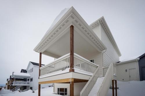 Family-Friendly Townhome about 2 Mi to Windsor Lake! in 溫莎 (CO) Family-Friendly Townhome about 2 Mi to Windsor Lake! in 溫莎 (CO)