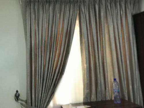 Kingmakeri guesthouse in Madina Kingmakeri guesthouse in Madina