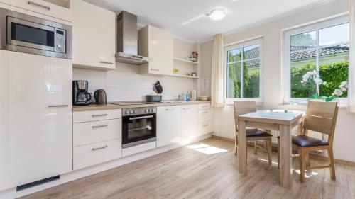 Kapt'n Kalle Ferienwohnungen in Zingst Kapt'n Kalle Ferienwohnungen in Zingst