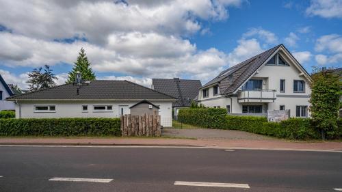 Exterior view, Kapt'n Kalle Ferienwohnungen in Zingst Exterior view, Kapt'n Kalle Ferienwohnungen in Zingst