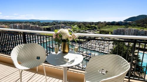 Cannes Marina Appart Hotel Mandelieu in Mandelieu-la-Napoule Cannes Marina Appart Hotel Mandelieu in Mandelieu-la-Napoule