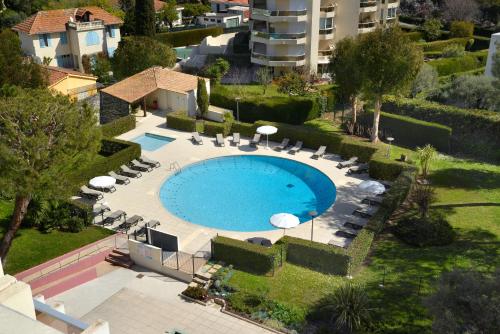 Swimming pool, Residence Resideal Antibes in Antibes Swimming pool, Residence Resideal Antibes in Antibes