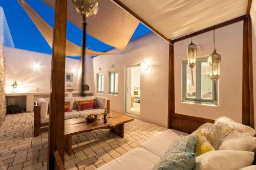 Sleeps8-Parking-Garden-Pool-SunSets-Barbeque in Moni Profitou Iliou Sleeps8-Parking-Garden-Pool-SunSets-Barbeque in Moni Profitou Iliou