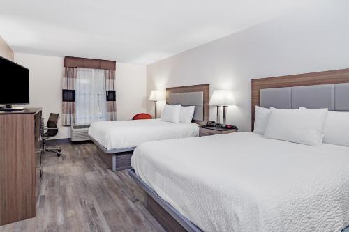 Ramada by Wyndham Hendersonville in Hendersonville (Észak-Karolina) Ramada by Wyndham Hendersonville in Hendersonville (Észak-Karolina)