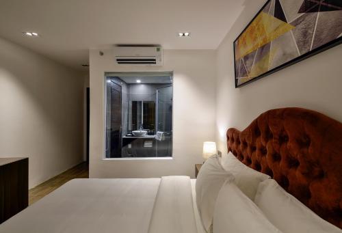 The Marron Hotel in Thanh Hoá / Sầm Sơn Beach The Marron Hotel in Thanh Hoá / Sầm Sơn Beach
