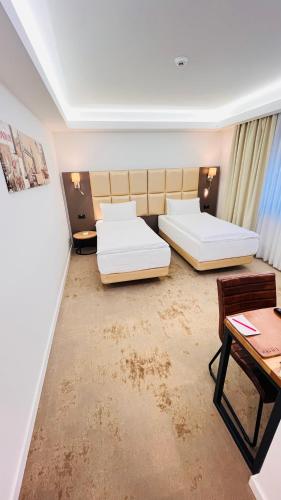 Charm Boutique Hotel in Satu Mare Charm Boutique Hotel in Satu Mare
