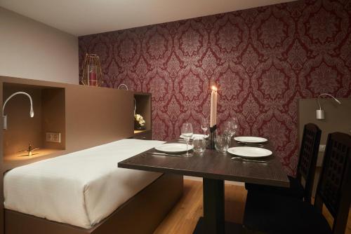 佩提杜肯酒店 (Hotel Le Petit Duquesne) in 南特斯市中心 佩提杜肯酒店 (Hotel Le Petit Duquesne) in 南特斯市中心