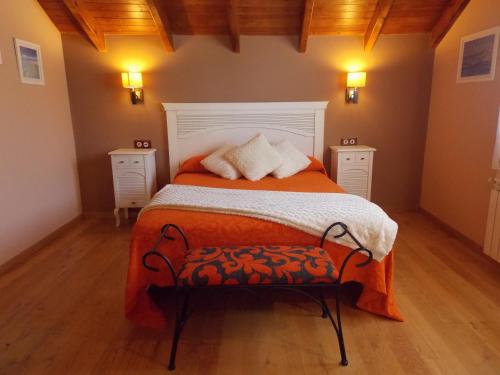 Hostal El Recanto in Vega De Valcarce Hostal El Recanto in Vega De Valcarce