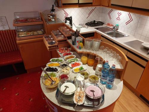 Food and beverages, Apart Fruhstuckspension Stark in Kappl Food and beverages, Apart Fruhstuckspension Stark in Kappl