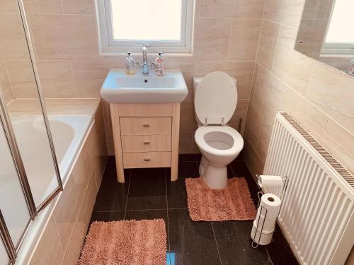 Banyo, Carstairs house in Kensington Banyo, Carstairs house in Kensington