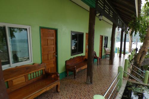 Balcony/terrace, Ao Yai Homestay in Ao Phrao Balcony/terrace, Ao Yai Homestay in Ao Phrao