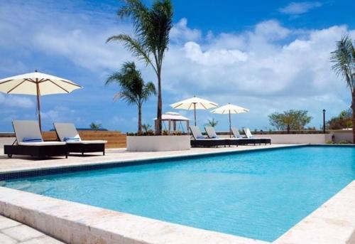 Piscina, La Vista Azul Resort in Providenciales Piscina, La Vista Azul Resort in Providenciales