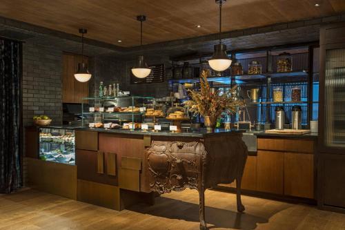Restaurant, Moxy NYC East Village in Lower East Side Restaurant, Moxy NYC East Village in Lower East Side