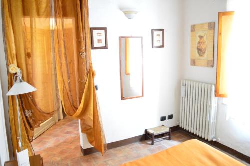 Apartment with Little Arch