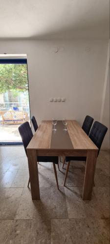 Lovely studio apartment on Montenegro Beach Side in Katun Rezevici Lovely studio apartment on Montenegro Beach Side in Katun Rezevici