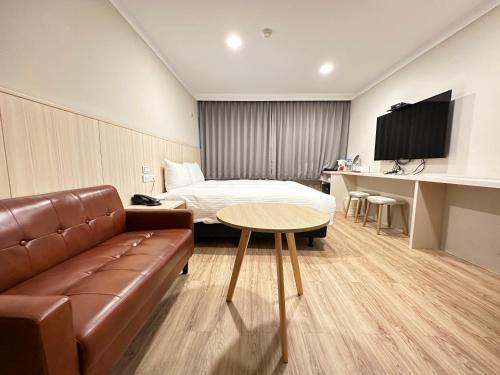 Yoshi Hotel - Tainan Station Branch in Tainan Yoshi Hotel - Tainan Station Branch in Tainan