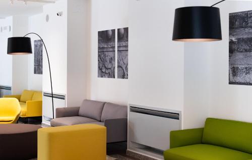 Aufenthaltsraum/TV-Zimmer, Hub Hotel in Gubbio Aufenthaltsraum/TV-Zimmer, Hub Hotel in Gubbio