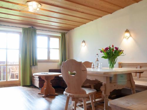 Gaestehaus Webermohof in Rottach-Egern Gaestehaus Webermohof in Rottach-Egern