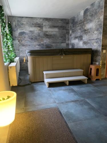 สปา, Várfal Wellness Panzió (Varfal Wellness Panzio) in เตตเย สปา, Várfal Wellness Panzió (Varfal Wellness Panzio) in เตตเย