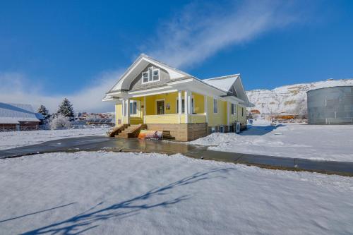 Cozy Historic Home with Games, Near Bryce Canyon! in 加農維爾 (UT) Cozy Historic Home with Games, Near Bryce Canyon! in 加農維爾 (UT)