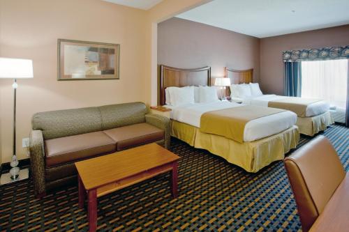ฮอลิเดย์ อินน์ เอ็กซ์เพรส โฮเต็ล แอนด์ สวีท ซัฟฟอล์ก (Holiday Inn Express Hotel & Suites Suffolk) in ซัฟฟอล์ก (VA) ฮอลิเดย์ อินน์ เอ็กซ์เพรส โฮเต็ล แอนด์ สวีท ซัฟฟอล์ก (Holiday Inn Express Hotel & Suites Suffolk) in ซัฟฟอล์ก (VA)