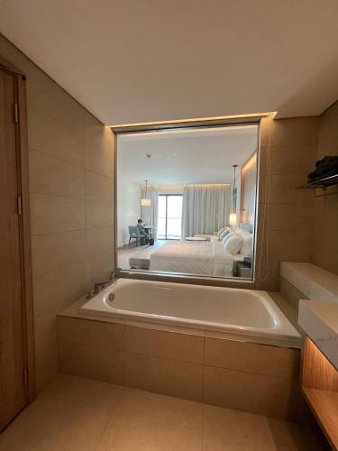 Can ho 5* A la carte Ha Long in Hạ Long Can ho 5* A la carte Ha Long in Hạ Long