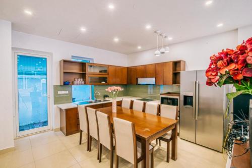 Villa FLC Sầm Sơn SB28 Vị trí Trung Tâm & Sát Biển (Villa FLC Sam Son SB28 Vi tri Trung Tam & Sat Bien) in Пляж Сам Сон Villa FLC Sầm Sơn SB28 Vị trí Trung Tâm & Sát Biển (Villa FLC Sam Son SB28 Vi tri Trung Tam & Sat Bien) in Пляж Сам Сон