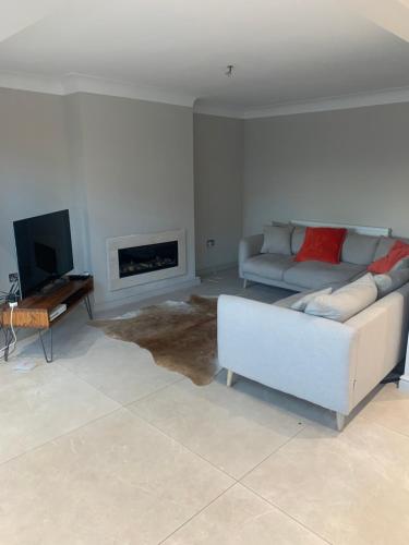 4 bedroomed luxury house in the heart of Beatles land in Halewood 4 bedroomed luxury house in the heart of Beatles land in Halewood