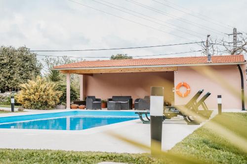 Kert, Forno House - A Cabana in Vila Praia De Ancora Kert, Forno House - A Cabana in Vila Praia De Ancora