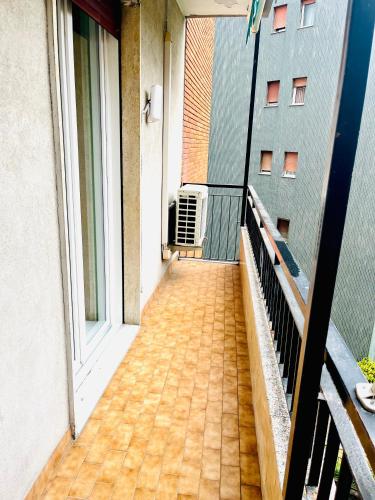 Balcony/terrace, grazioso bilocale a 100 mt dalla metropolitana in Sesto San Giovanni Balcony/terrace, grazioso bilocale a 100 mt dalla metropolitana in Sesto San Giovanni