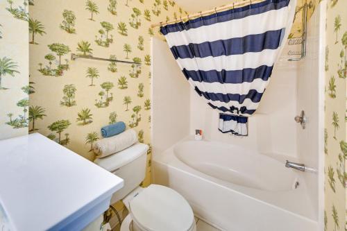Myrtle Beach Condo with Pool - Near Golf and Mall in Carolina Forest Myrtle Beach Condo with Pool - Near Golf and Mall in Carolina Forest
