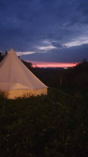 French Tent secret garden glamping in Long Bennington French Tent secret garden glamping in Long Bennington