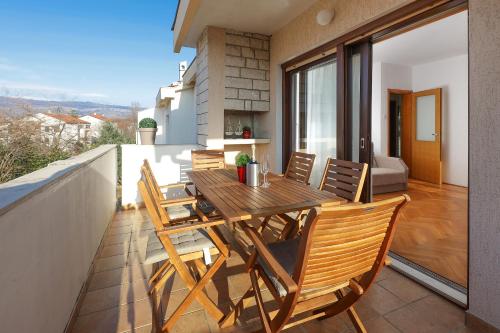 Apartments Villa Bernarda in Сілос Apartments Villa Bernarda in Сілос
