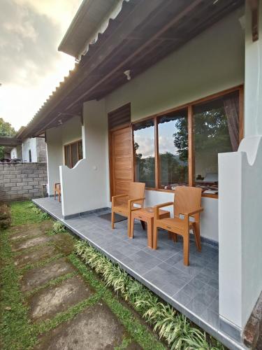 Exterior view, Made Oka Budget Room in Munduk Exterior view, Made Oka Budget Room in Munduk