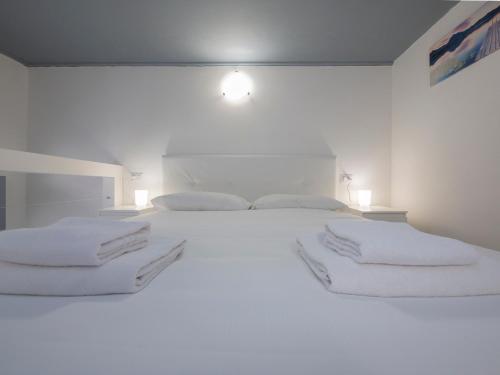 I Host Apartment - Neera 22