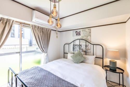 River Side Namba 502