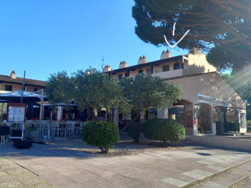 studio agay a 2 pas des plages in Agay studio agay a 2 pas des plages in Agay