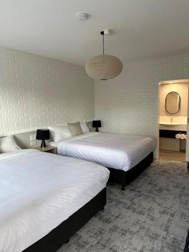 The Shamrock Hotel in Toowoomba City Center The Shamrock Hotel in Toowoomba City Center