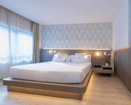 Grand Plaza Hotel & Wellness in Andorra la Vella Grand Plaza Hotel & Wellness in Andorra la Vella