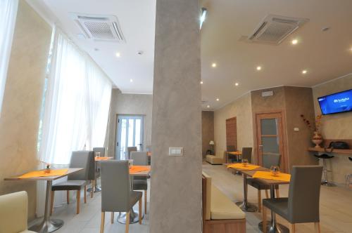 This photo about Hotel Montecarlo shared on HyHotel.com