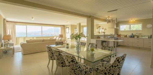 This photo about Bayview shared on HyHotel.com