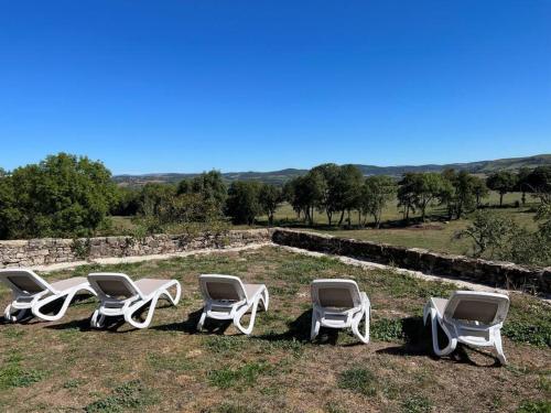 Les Distinguées -Aux Bories de Prévinquières (Les Distinguees -Aux Bories de Previnquieres) in Laissac Les Distinguées -Aux Bories de Prévinquières (Les Distinguees -Aux Bories de Previnquieres) in Laissac