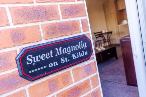 Sweet Magnolia 1 or 2 BR Suite St Kilda Cambridge in Cambridge Sweet Magnolia 1 or 2 BR Suite St Kilda Cambridge in Cambridge