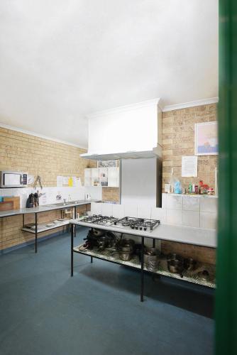 Coolum Budget Accommodation in Sunshine Coast Coolum Budget Accommodation in Sunshine Coast